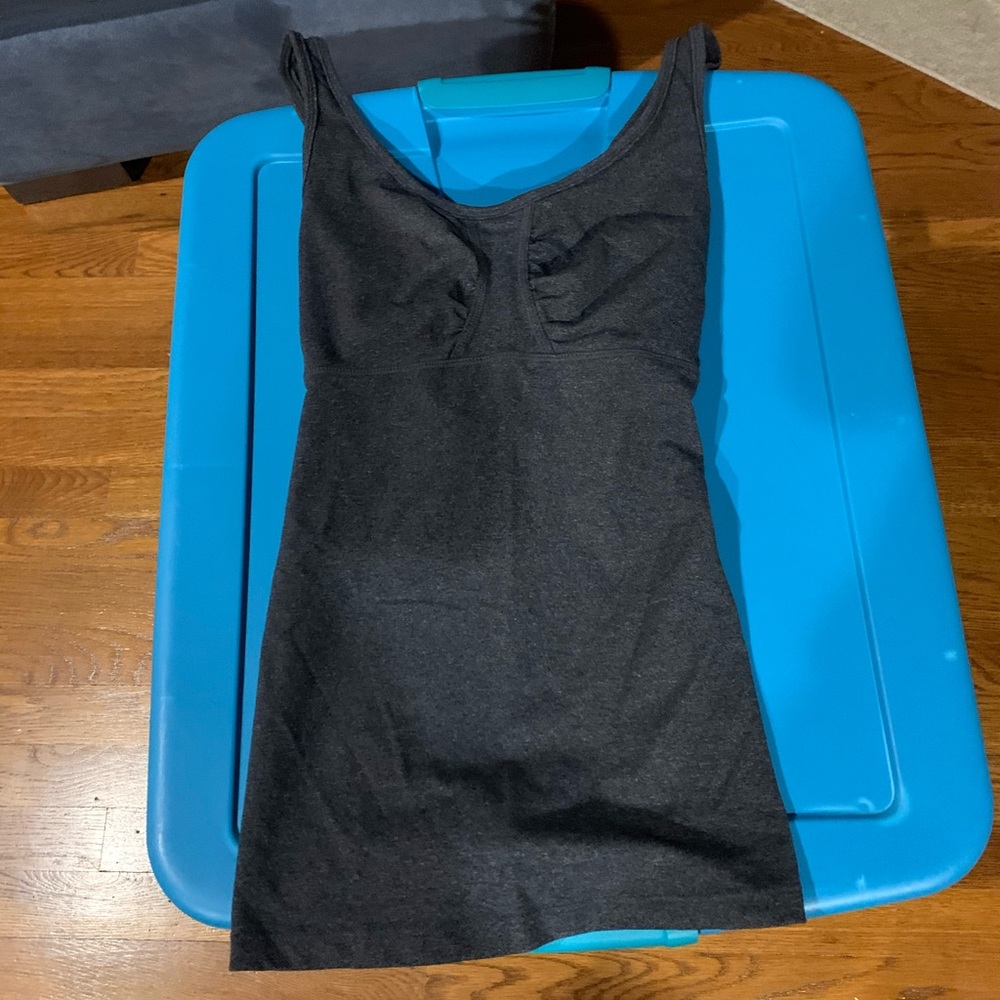 Begin Yoga Top Size M